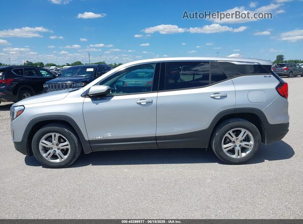 3GKALTEV7LL327315 2020 GMC TERRAIN Silver 