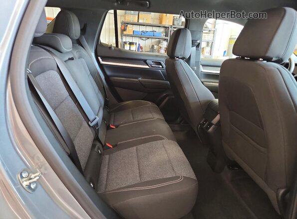 3GKALUEG3TL496500 2026 GMC TERRAIN Gray Widok wnętrza z tyłu