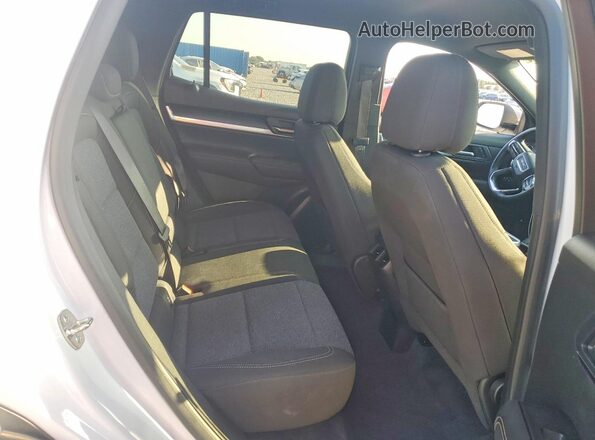 3GKALUEG5SL302919 2025 GMC TERRAIN White Հետևի նստատեղերի տեսք