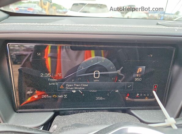 3GKALUEG5TL487510 2026 GMC TERRAIN Tan Вид задніх сидінь
