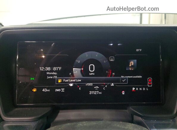 3GKALUEG8SL283525 2025 GMC TERRAIN White Instrument cluster view