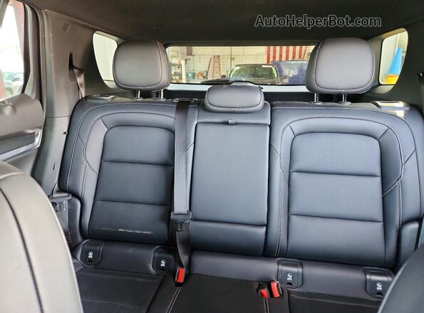 3GKALUEG9SL224337 2025 GMC TERRAIN Blue Հետևի նստատեղերի տեսք