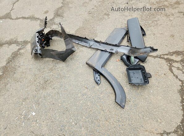3GKALUEG9TL454736 2026 GMC TERRAIN Silver VIN კოდის სტიკერის ხედი