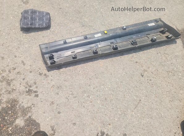 3GKALVEG1RL287979 2024 GMC TERRAIN White Engine compartment view