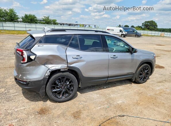 3GKALVEG5PL236403 2023 GMC TERRAIN Silver Trasero derecho