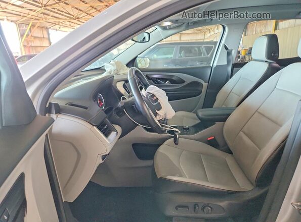 3GKALVEV6ML366815 2021 GMC TERRAIN Silver Front interior view