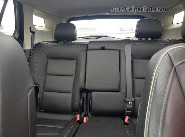 3GKALXEX3JL316866 2018 GMC TERRAIN Silver Widok tylnych siedzeń