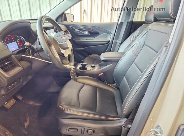 3GKALYEG0PL138445 2023 GMC TERRAIN Кремовый Вид салона спереди