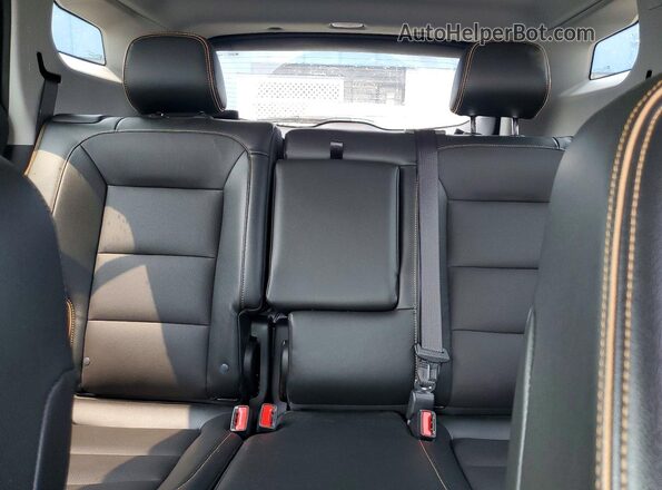 3GKALYEG2RL157498 2024 GMC TERRAIN Red Rear seats view