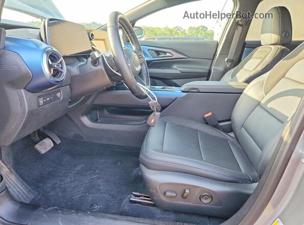 3GN7DLRP2SS165474 2025 CHEVROLET EQUINOX Silver წინა სალონის ხედი