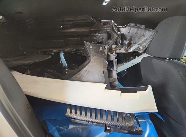 3GN7DMRP4SS233778 2025 CHEVROLET EQUINOX White Vista interior trasera