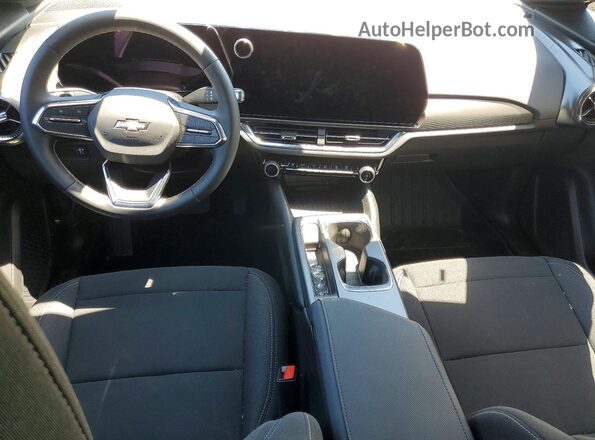 3GN7DMRP5TS110444 2026 CHEVROLET EQUINOX Серый Вид панели приборов