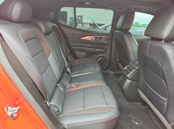 3GN7DSRR8SS133253 2025 CHEVROLET EQUINOX Orange Widok wnętrza z tyłu
