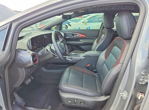 3GN7DSRRXSS143704 2025 CHEVROLET EQUINOX Серебряный Вид салона спереди