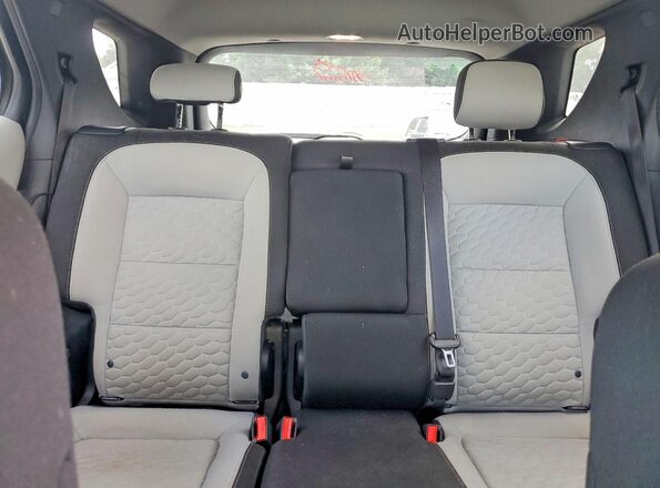 3GNAXFEV8LS688194 2020 CHEVROLET EQUINOX Серебряный Вид задних сидений