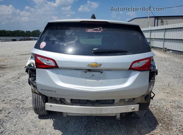 3GNAXFEV8LS688194 2020 CHEVROLET EQUINOX Серебряный Вид сзади