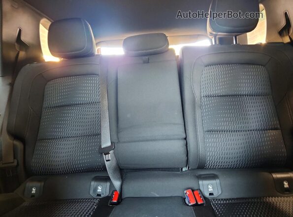 3GNAXHEG5SL268043 2025 CHEVROLET EQUINOX Gray Rear seats view