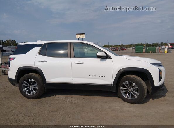 3GNAXHEG5TL266925 2026 CHEVROLET EQUINOX White Rear interior view