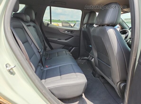 3GNAXHEG7SL121982 2025 CHEVROLET EQUINOX Green უკანა სალონის ხედი