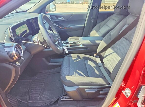 3GNAXHEG7TL480640 2026 CHEVROLET EQUINOX Red წინა სალონის ხედი