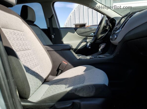 3GNAXHEGXPL168088 2023 CHEVROLET EQUINOX Серебряный Вид салона спереди
