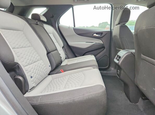 3GNAXHEV2KL276342 2019 CHEVROLET EQUINOX Silver Widok wnętrza z tyłu
