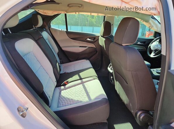 3GNAXHEV3LS713661 2020 CHEVROLET EQUINOX White Rear interior view
