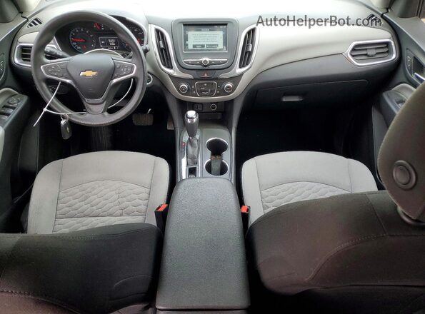 3GNAXHEV6JS563042 2018 CHEVROLET EQUINOX Белый Вид панели приборов