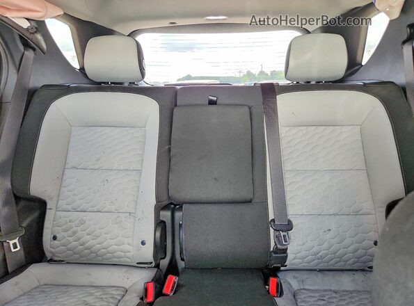 3GNAXJEV1JS551632 2018 CHEVROLET EQUINOX White Rear seats view