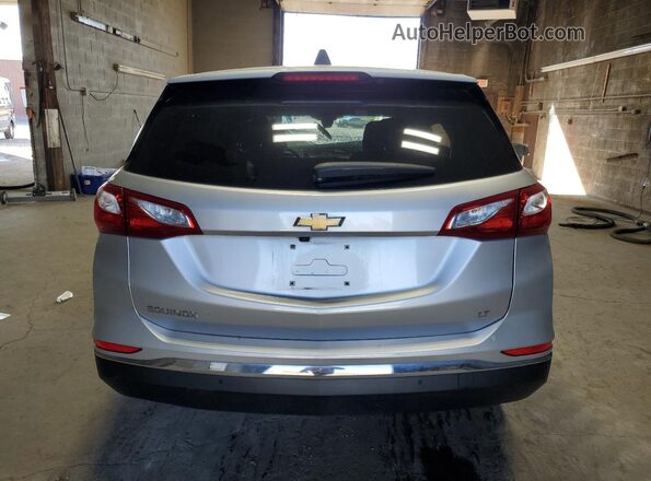 3GNAXJEV1KS640974 2019 CHEVROLET EQUINOX Серебряный Вид сзади