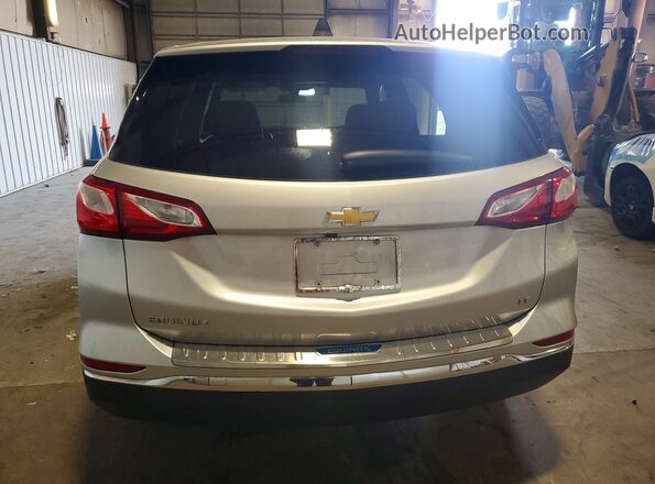 3GNAXJEV2JS530157 2018 CHEVROLET EQUINOX Silver უკანა ხედი