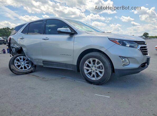 3GNAXJEV3JS585362 2018 CHEVROLET EQUINOX Серебряный Передняя правая четверть