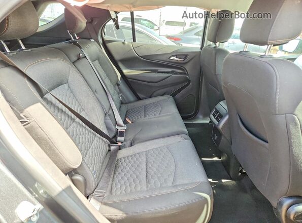 3GNAXJEV3JS592859 2018 CHEVROLET EQUINOX Gray Widok wnętrza z tyłu