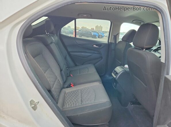 3GNAXJEV6JS559323 2018 CHEVROLET EQUINOX White Widok wnętrza z tyłu