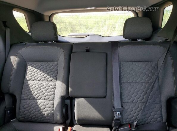 3GNAXJEV6LL158156 2020 CHEVROLET EQUINOX Серебряный Вид задних сидений