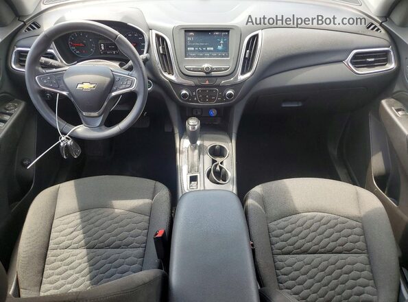 3GNAXJEV7JS564255 2018 CHEVROLET EQUINOX Red Widok deski rozdzielczej