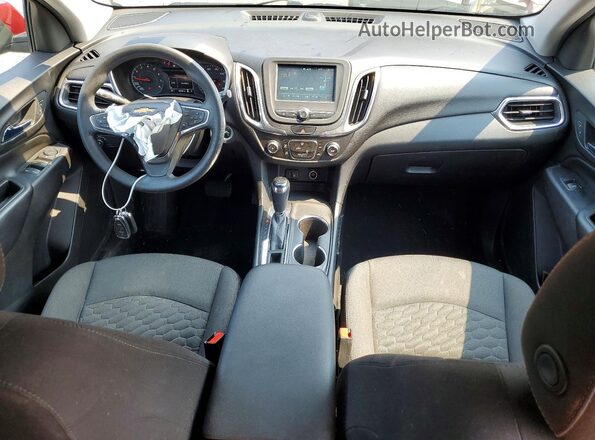 3GNAXJEV9JS617022 2018 CHEVROLET EQUINOX Red Вид панелі приладів