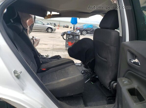 3GNAXKEG7RL115641 2024 CHEVROLET EQUINOX White Вид задньої частини салону