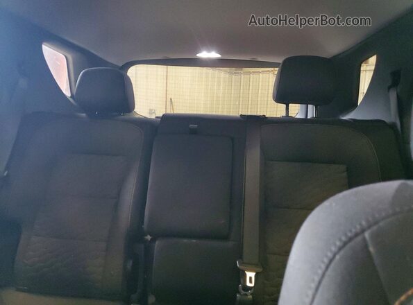 3GNAXKEV1ML324221 2021 CHEVROLET EQUINOX Red Widok tylnych siedzeń