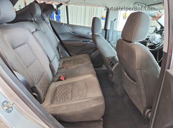3GNAXKEV2LS575592 2020 CHEVROLET EQUINOX Silver Вид задніх сидінь