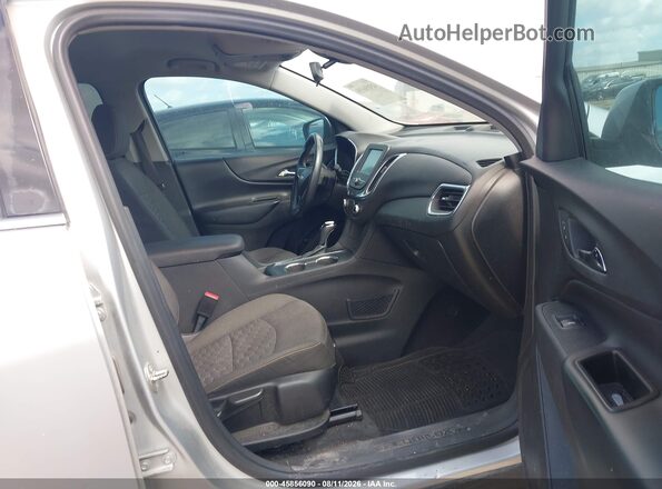3GNAXKEX1JS517651 2018 CHEVROLET EQUINOX Silver Widok wnętrza z przodu