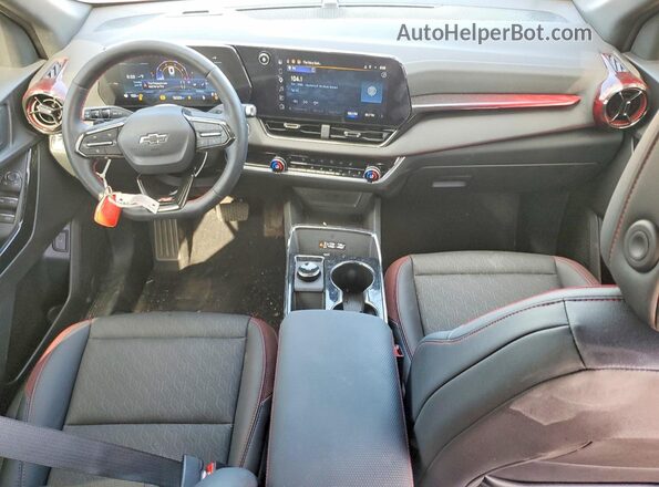 3GNAXLEG5TL321702 2026 CHEVROLET EQUINOX Красный Вид панели приборов