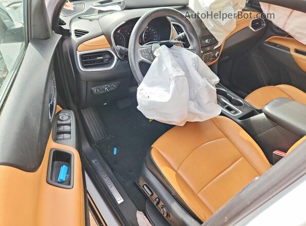 3GNAXMEV1JS535190 2018 CHEVROLET EQUINOX White Вид панелі приладів