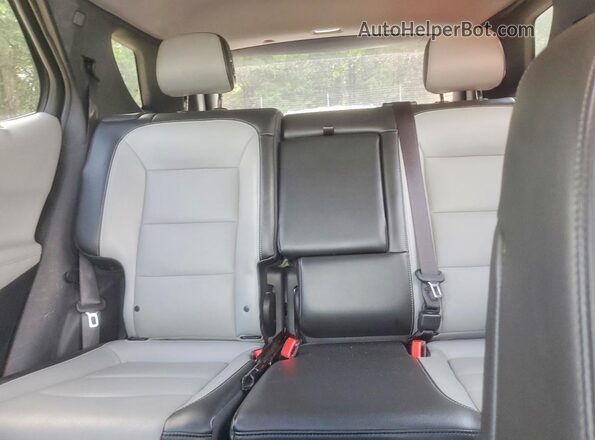 3GNAXNEX4JS615140 2018 CHEVROLET EQUINOX Red Rear seats view