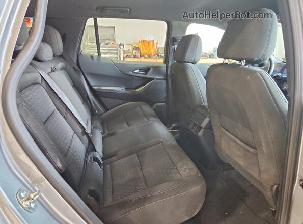 3GNAXPEG0TL105182 2026 CHEVROLET EQUINOX Gray Rear interior view