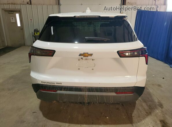3GNAXPEG0TL273386 2026 CHEVROLET EQUINOX White Հետևի տեսք