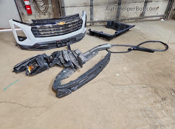 3GNAXPEG7SL147881 2025 CHEVROLET EQUINOX Two Tone VIN կոդի պիտակի տեսք