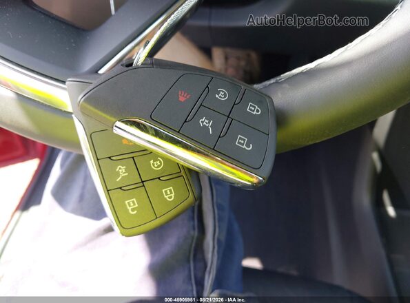 3GNAXPEG7TL289584 2026 CHEVROLET EQUINOX Красный Вид панели приборов