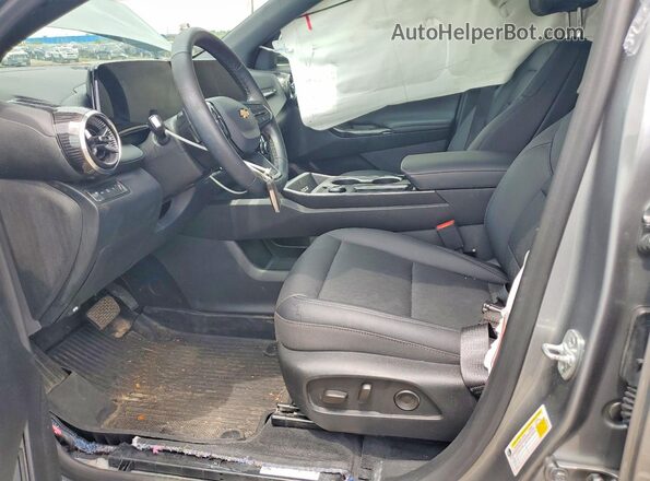 3GNAXPEG9TL248129 2026 CHEVROLET EQUINOX Silver Вид салону спереду