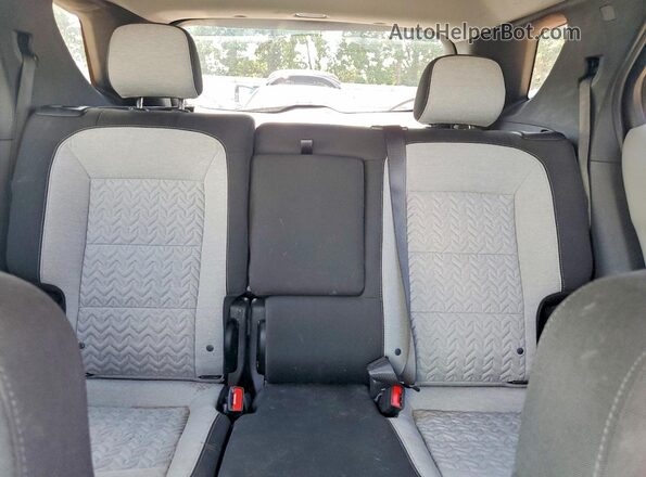3GNAXSEG6PL120083 2023 CHEVROLET EQUINOX Silver Rear seats view